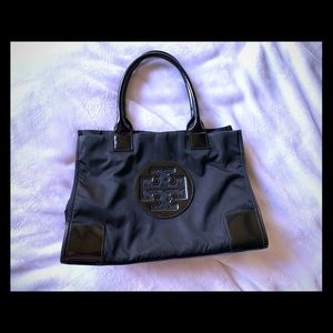 Ella tote Mini ❤️